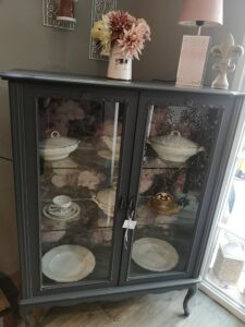 Vitrine 2