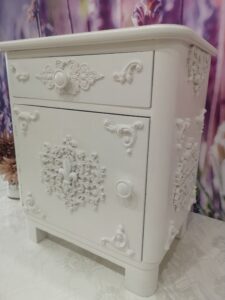 Nachtschrank 13